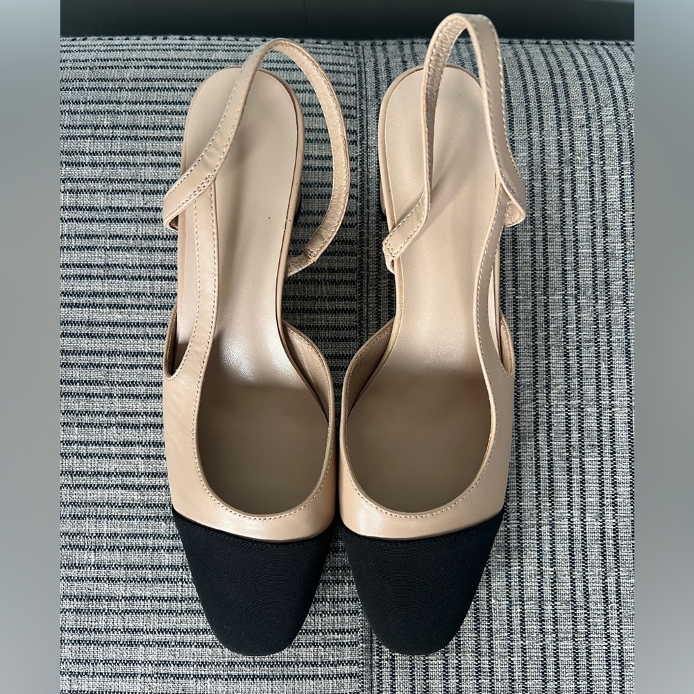 Larosa Round-Toe Shallow Mouth Slingback Thick Heel Sandals